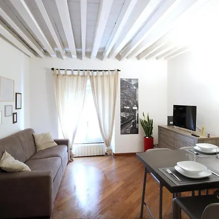 Appartamento Milanrentals - Moscova Milano