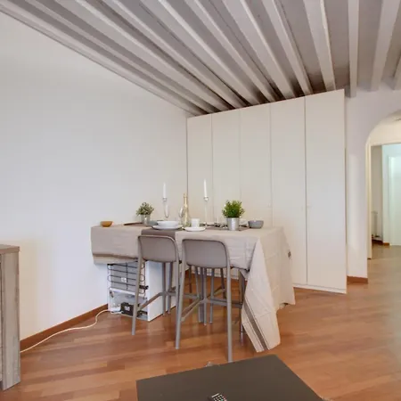 Milanrentals - Moscova * Milano